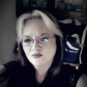 Meet your Posher, Renee